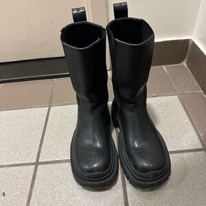 Zara black leather boots